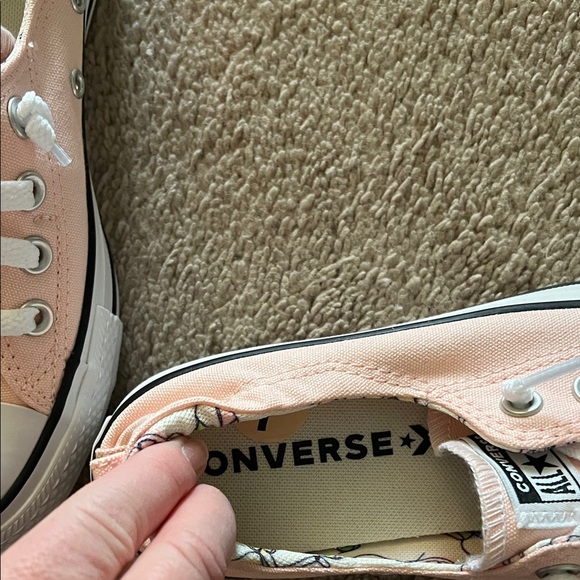 Converse Pink /peach  Canvas Low-Top Sneakers with White Soles - Picture 3 of 10